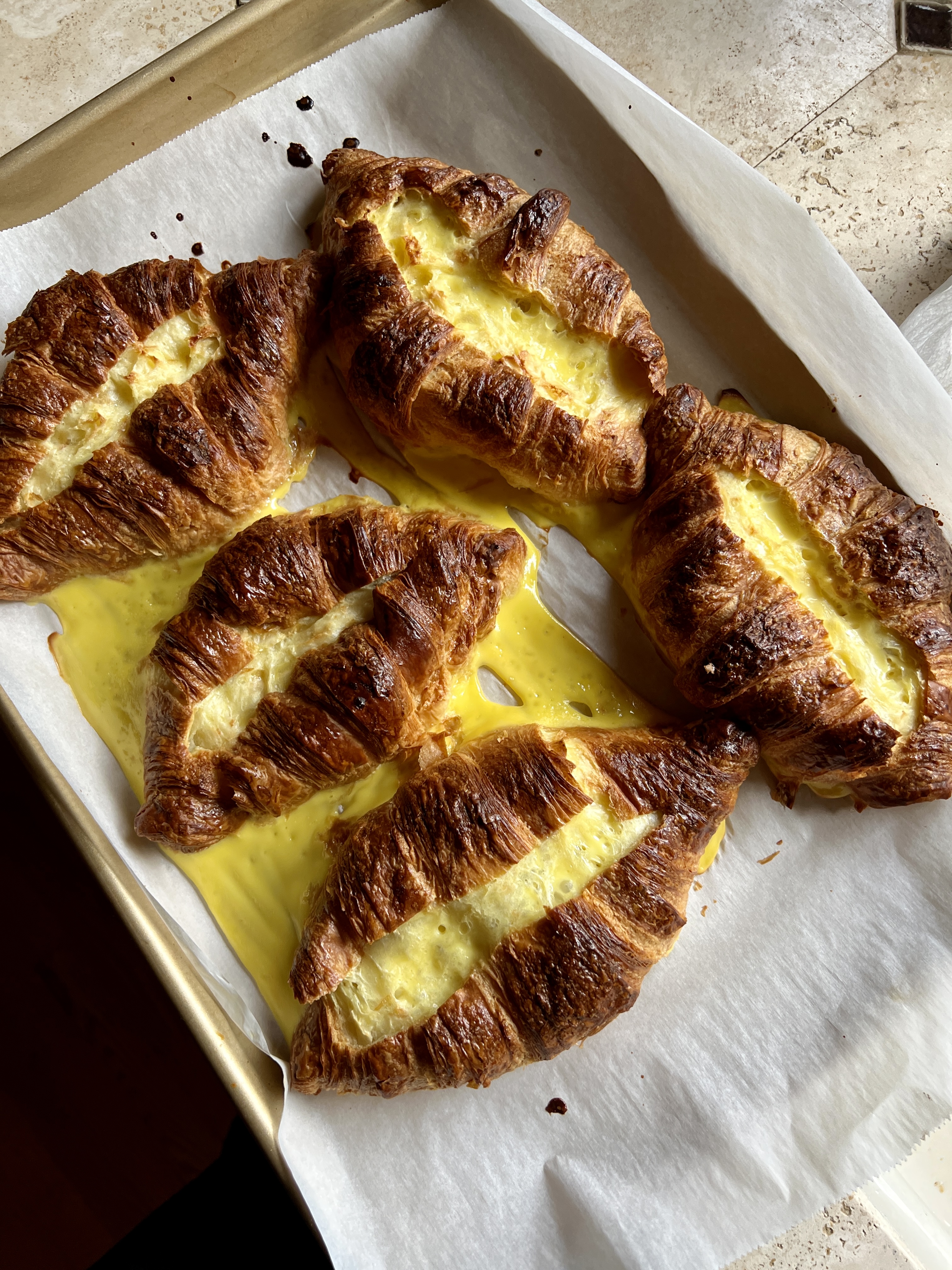 Egg tart croissants